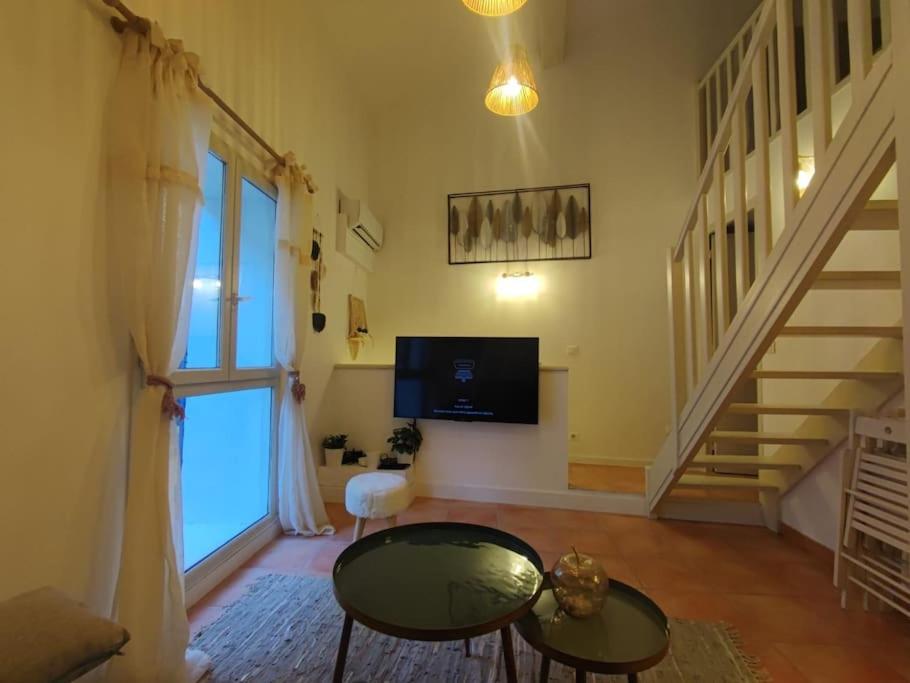 Appartement Cosy 2/4 Personnes La Roquebrussanne Exteriör bild